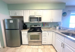 517 White River Dr in Myrtle Beach, SC - Building Photo - Building Photo
