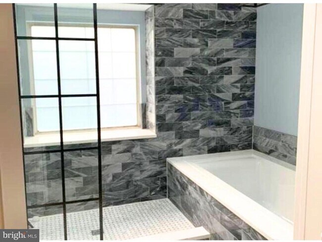 6 S Lowery Ct in Sterling, VA - Building Photo - Building Photo