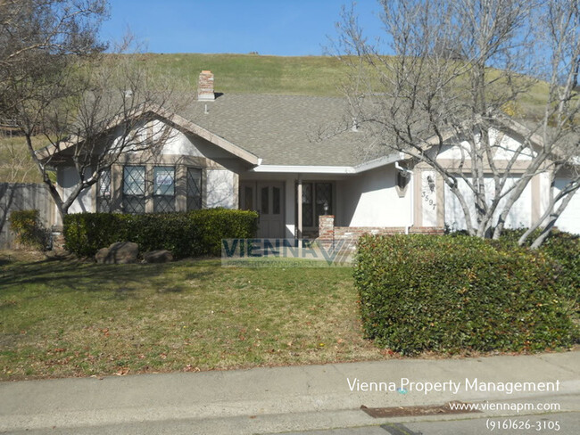 3597 Mountain View Dr in Rocklin, CA - Building Photo - Building Photo