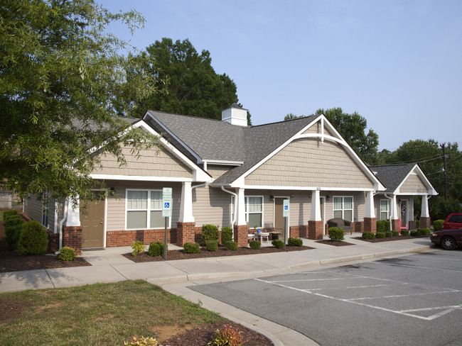 Rankin King Farm in Greensboro, NC - Building Photo - Building Photo