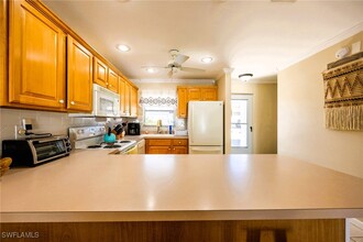 6777 Winkler Rd in Ft. Myers, FL - Building Photo - Building Photo