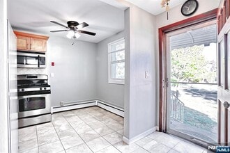 18-18 Ellis Ave in Fair Lawn, NJ - Building Photo - Building Photo