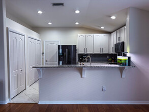 6311 Gentle Ben Cir in Zephyrhills, FL - Building Photo - Building Photo