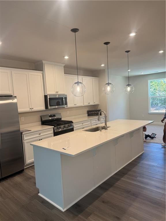 property at 850 Woods Chapel Rd