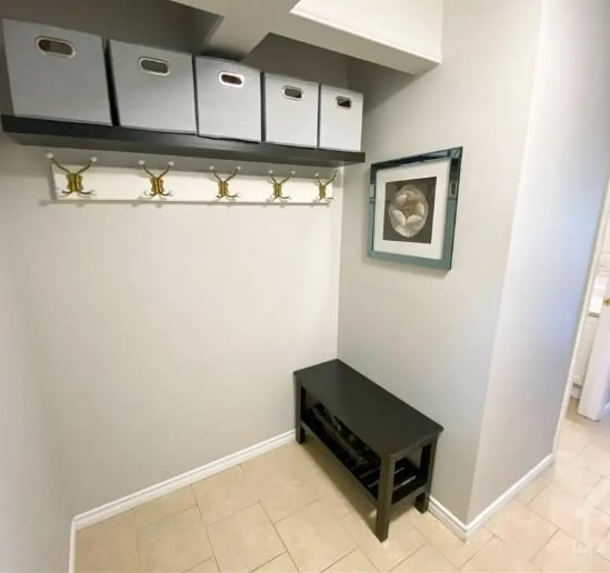 Spacious End-Unit Townhome with Private Backyard in Prime Location in Ottawa, ON - Building Photo - Building Photo