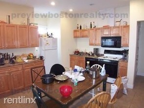 27 Orkney Rd-Unit -APT# 1 in Boston, MA - Building Photo - Building Photo