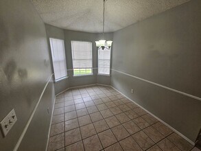 3251 W Woodridge Dr in Fayetteville, AR - Building Photo - Building Photo