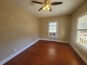 610 16th St in Galveston, TX - Building Photo - Building Photo