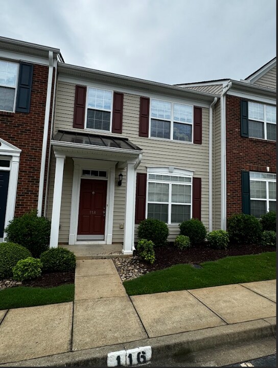 118 Xander Dr in Greer, SC - Building Photo