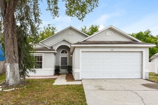 337 Riunite Cir in Winter Springs, FL - Building Photo