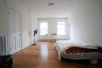 74 Brainerd Rd, Unit 7 in Boston, MA - Building Photo - Building Photo