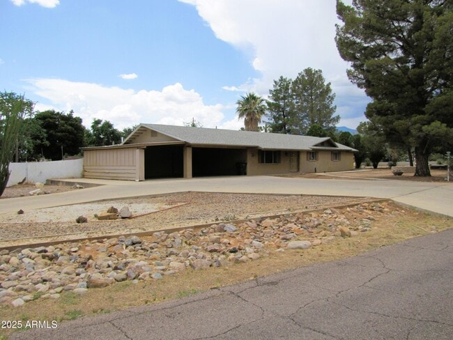 947 S Cardinal Ave in Sierra Vista, AZ - Building Photo - Building Photo