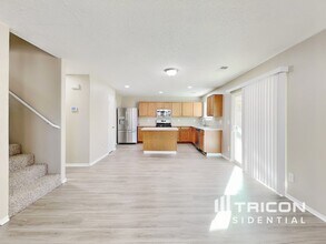 6407 Black Hawk Dr NE in Rio Rancho, NM - Building Photo - Building Photo