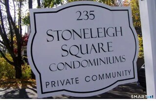 235 Henry Ave in Stratford, CT - Building Photo