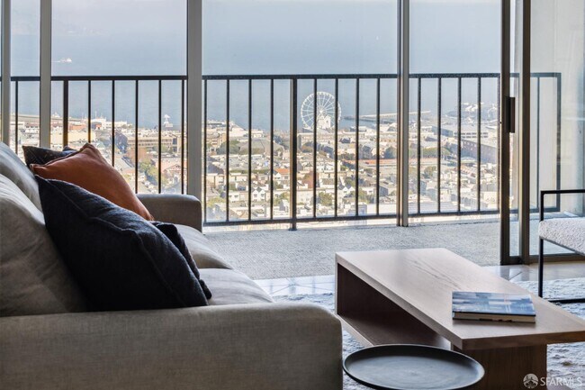 999 Green St in San Francisco, CA - Foto de edificio - Building Photo