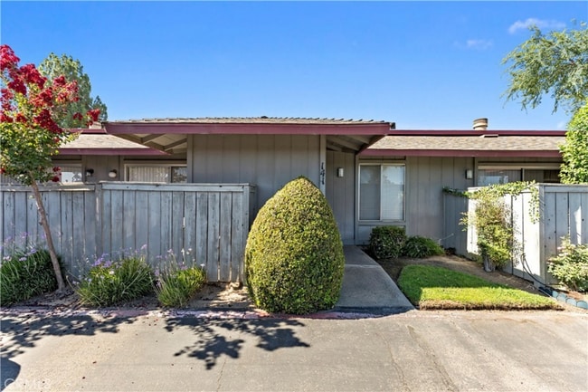 property at 4494 N Valentine Ave