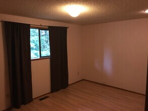 1707 Oriental Ave in Bellingham, WA - Building Photo - Building Photo