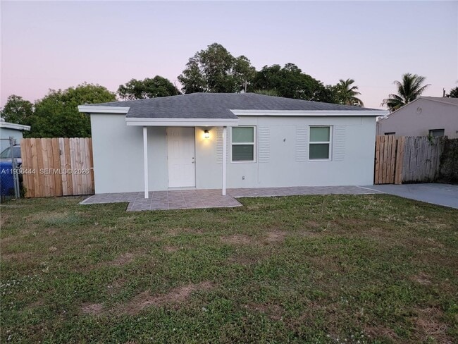 property at 1428 NW 6th Ave