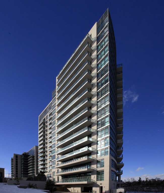 35 Brian Peck Cres Toronto, ON Apartments