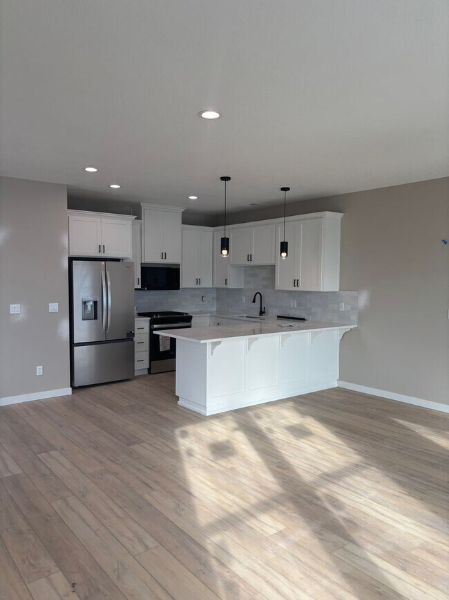 4846 Elvira Pl N in Keizer, OR - Building Photo - Building Photo