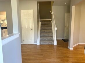 1227 S Parkside Dr in Palatine, IL - Building Photo - Building Photo