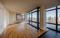 Avalon Riverview in Long Island City, NY - Building Photo - Building Photo