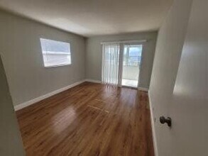 457 Brittany Dr in Delray Beach, FL - Building Photo - Building Photo