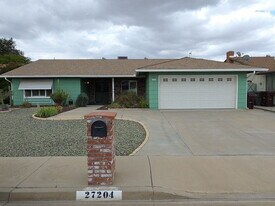 27204 Stark St in Menifee, CA - Building Photo