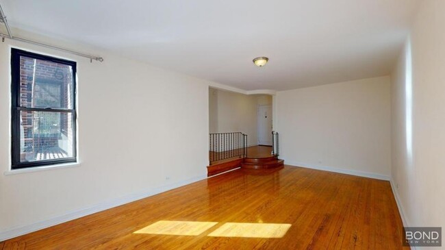 246 E 46th St in New York, NY - Foto de edificio - Building Photo