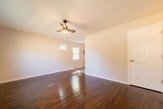 519 Berkeley Dr in Pemberton Township, NJ - Building Photo - Building Photo