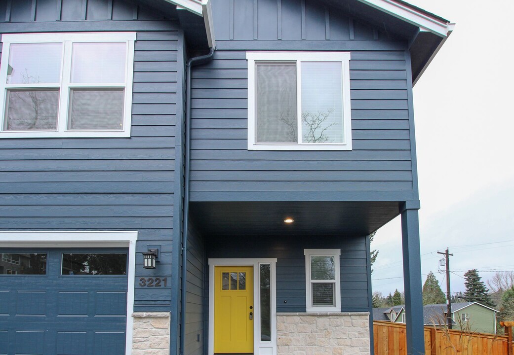 3221 Pheasant Ave SE-Unit -3221 in Salem, OR - Building Photo