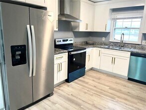 12266 Brown Bridge Rd in Covington, GA - Building Photo - Building Photo