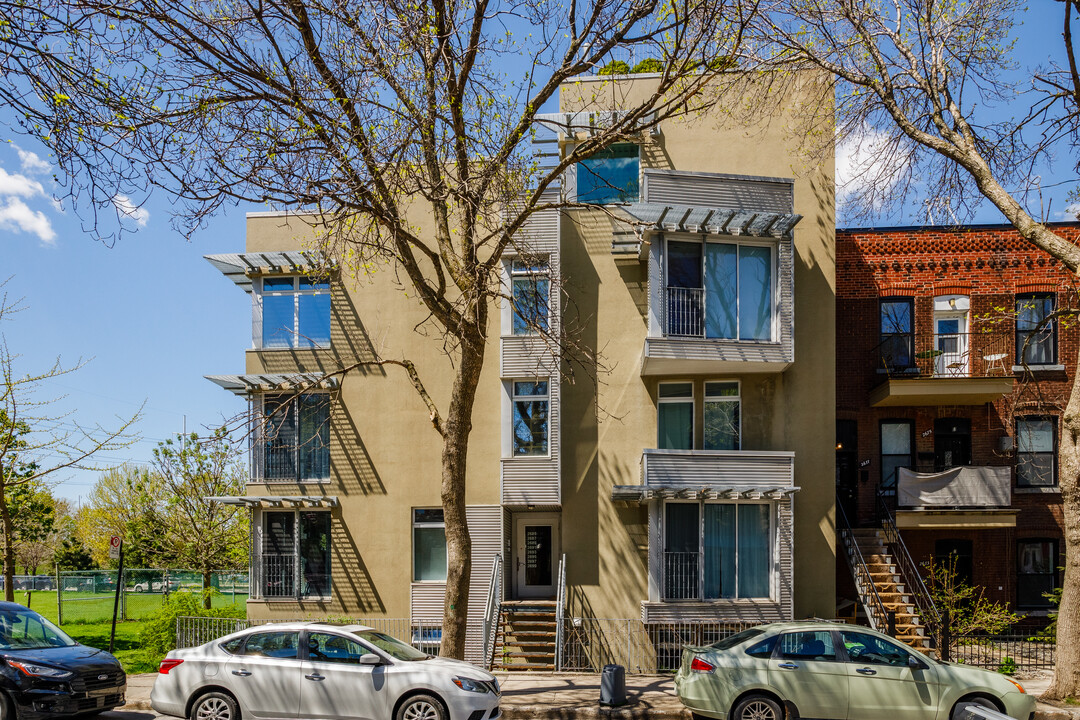 2691 De Coleraine St in Montréal, QC - Building Photo