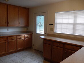 307 N Dellview Dr in Tallahassee, FL - Building Photo - Building Photo