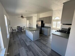 1365 Richfield Ave in Rosamond, CA - Building Photo - Building Photo