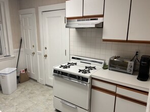 53 Manchester Rd, Unit 5 in Brookline, MA - Building Photo - Building Photo