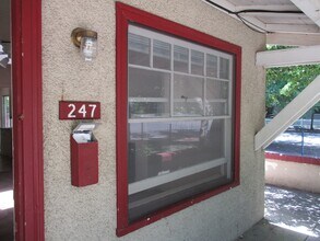 247 W 2nd Ave in Chico, CA - Building Photo - Building Photo