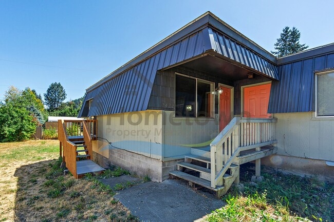 property at 2422 N 8th St