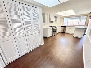 3329 Country Club Dr in Grand Prairie, TX - Building Photo - Building Photo
