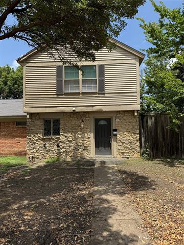 13505 Red Fern Ln in Dallas, TX - Foto de edificio