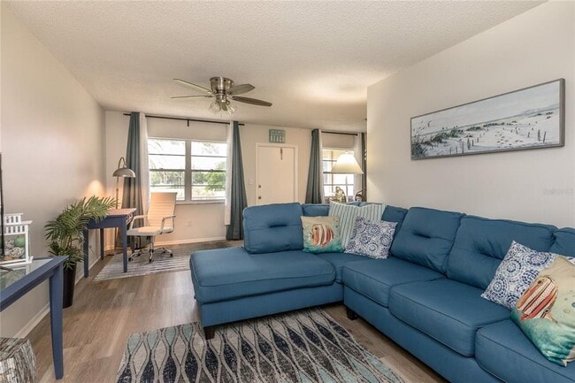 5 Vista Palm Ln in Vero Beach, FL - Building Photo - Building Photo