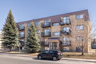 540 De La Concorde Boul O in Laval, QC - Building Photo