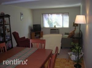 329 Harvard St-Unit -Apt 12 in Cambridge, MA - Foto de edificio - Building Photo