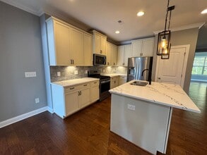 1007 Fairhaven Dr in Mebane, NC - Building Photo - Building Photo