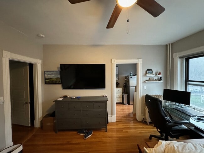 1091 Boylston St, Unit #33 in Boston, MA - Foto de edificio - Building Photo