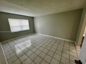 5208 NW 18th Ct in Lauderhill, FL - Building Photo - Building Photo