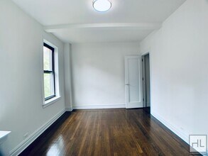 EAST 37 STREET in New York, NY - Building Photo - Building Photo