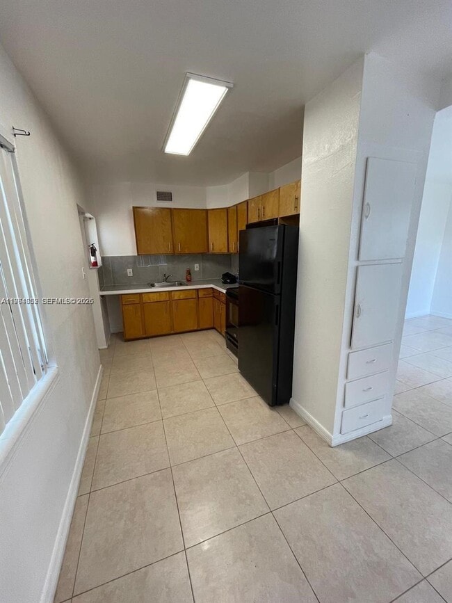 property at 2801 Mayo St