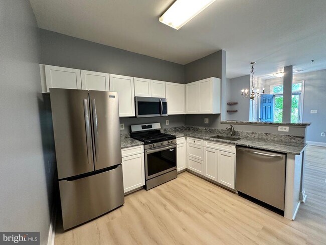 818 Estuary Dr in Odenton, MD - Building Photo - Building Photo