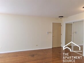 1644 W Sherwin Ave in Chicago, IL - Foto de edificio - Building Photo